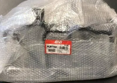 PORTA VALIGIE LATERALE HONDA Givi PLR1144 - Annuncio 8518995