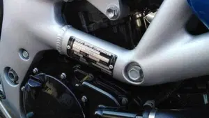 Suzuki   (7)