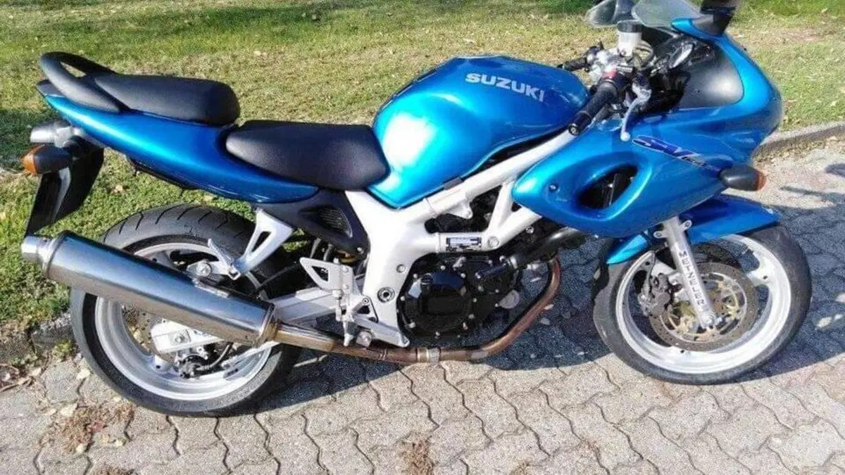 Suzuki   (5)