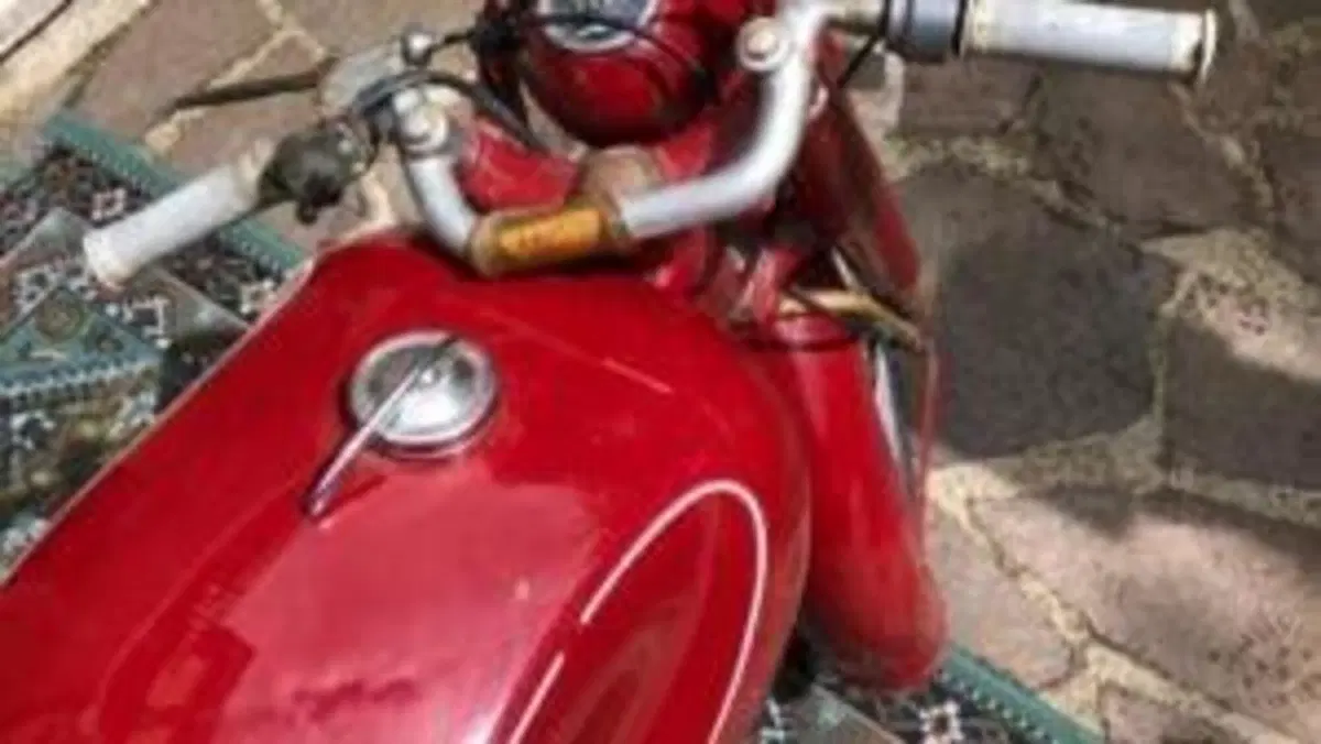 Ducati   (9)