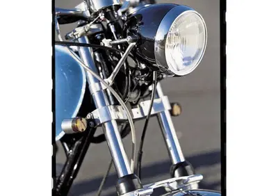 Faro anteriore 5 3/4'' Vintage con foro contaKm ne  - Annuncio 8557948