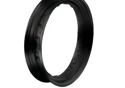 Cerchione 18x2.15 - 40 fori VCM - NERO Motorcycle  - Annuncio 8558149