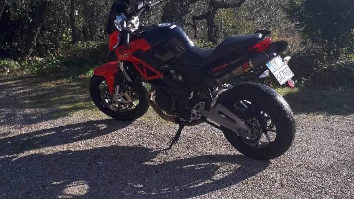 Aprilia Shiver 750 (2010 - 16)  (3)