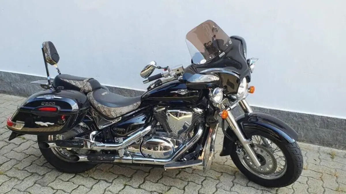 Suzuki Intruder 800 C B (2015 - 17)  (3)