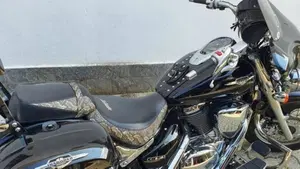Suzuki Intruder 800 C B (2015 - 17)  (7)