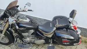Suzuki Intruder 800 C B (2015 - 17)  (8)
