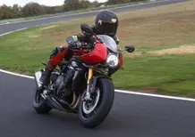 Triumph Speed Triple 1200 RR: una Triple coinvolgente.