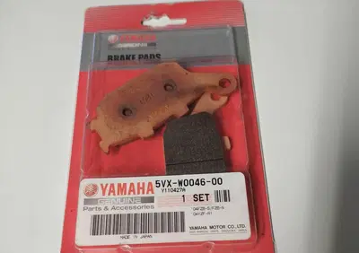PASTIGLIE POST. YAMAHA R6/R1/XJ6/FZ8/FZ1/FZ6/XSR90 - Annuncio 8603970