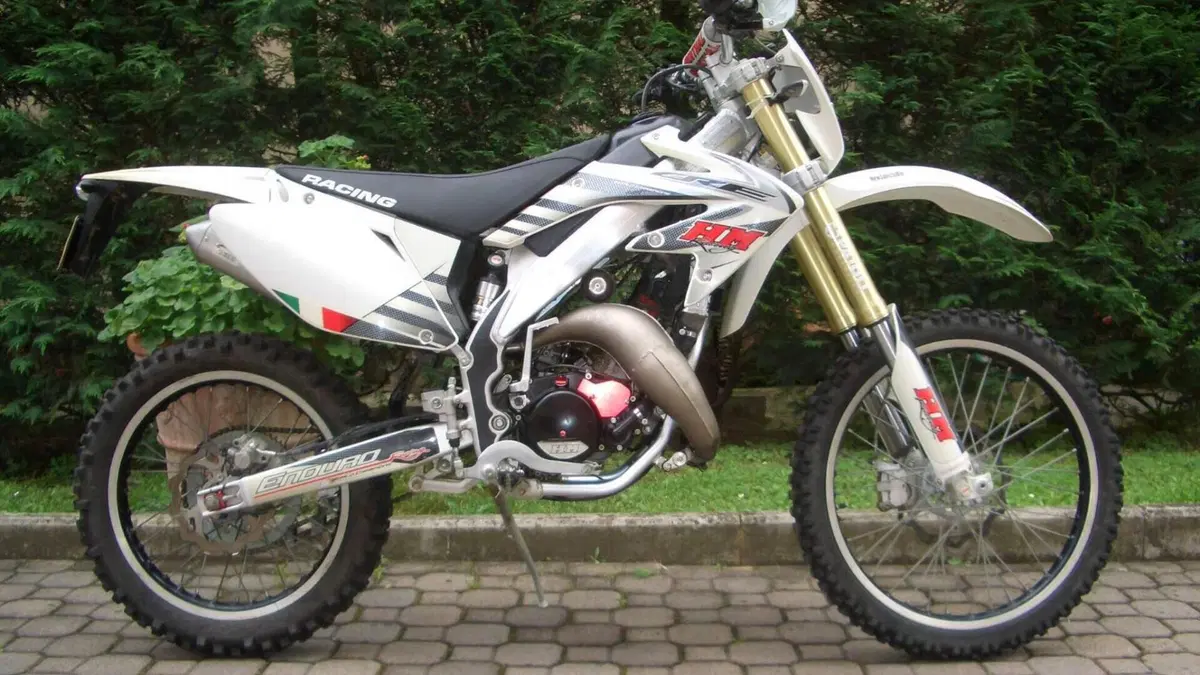 HM CRE 50 Six Competition (2011 - 15)  (4)