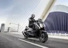 Yamaha presenta il nuovo X-Max 400 MomoDesign