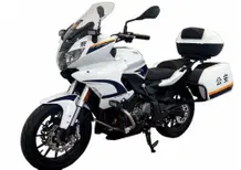 Una nuova Benelli 400, ma a due cilindri