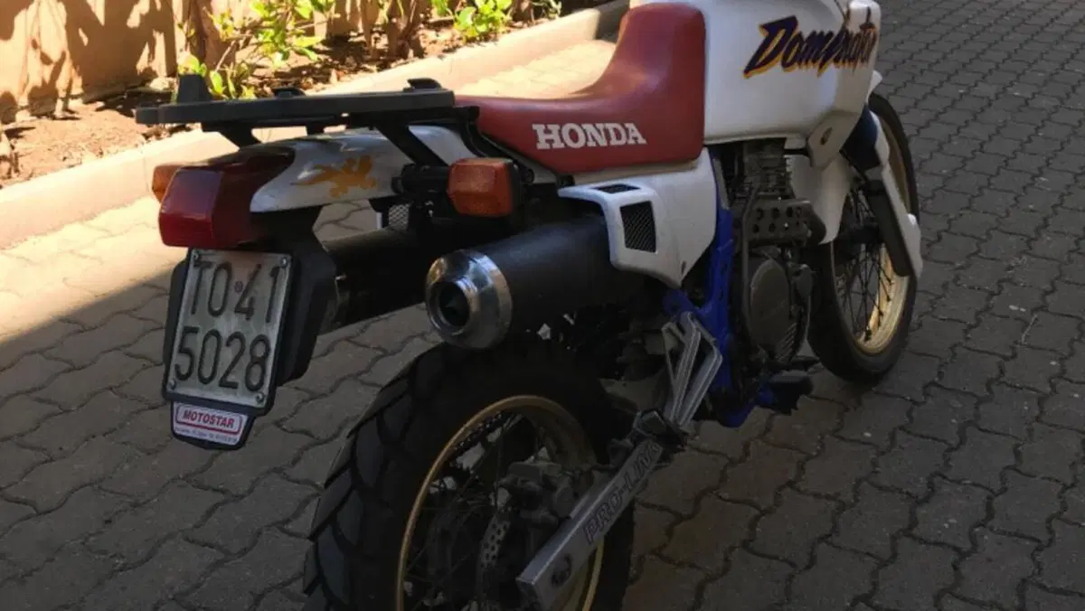 Honda   (8)