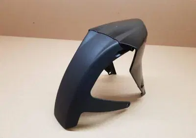 9300801003330 Parafango anteriore cpl. nero Duke 1 Ktm - Annuncio 8800718