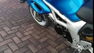Suzuki SV 650 S (1999 - 02)  (5)