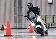 Yamaha E01, parte la fase test clienti dell'elettrico da 100 orari