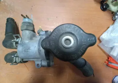 Valvola termostatica Yamaha Fazer 600 1998-2001qua - Annuncio 8866192