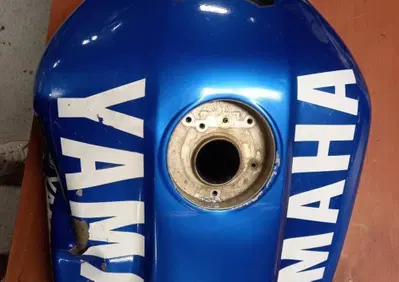 ,qualche segno di usura come da foto. Possibilit Yamaha - Annuncio 8869050
