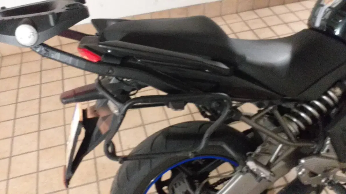Kawasaki Versys 650 Tourer (2010 - 14)  (4)