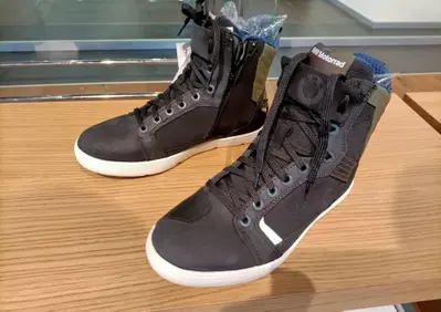 Scarponcini BMW Sneacker Dry (gore tex) tg. 41 - Annuncio 8898302