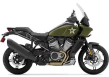 Harley-Davidson celebra le forze armate USA con una inedita serie speciale