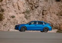 Nuova Honda Civic ibrida: efficiente e con una guida TOP  