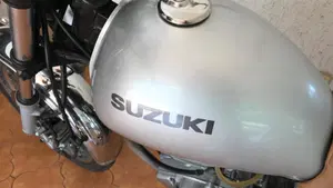 Suzuki TU 250 XX Super Classic (1996 - 00)  (4)
