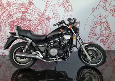 Honda VF 1100 C V65 Magna (1983 - 85) - Annuncio 8992742