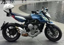 MV Agusta Rivale 800 in dotazione alla Polizia di Stato