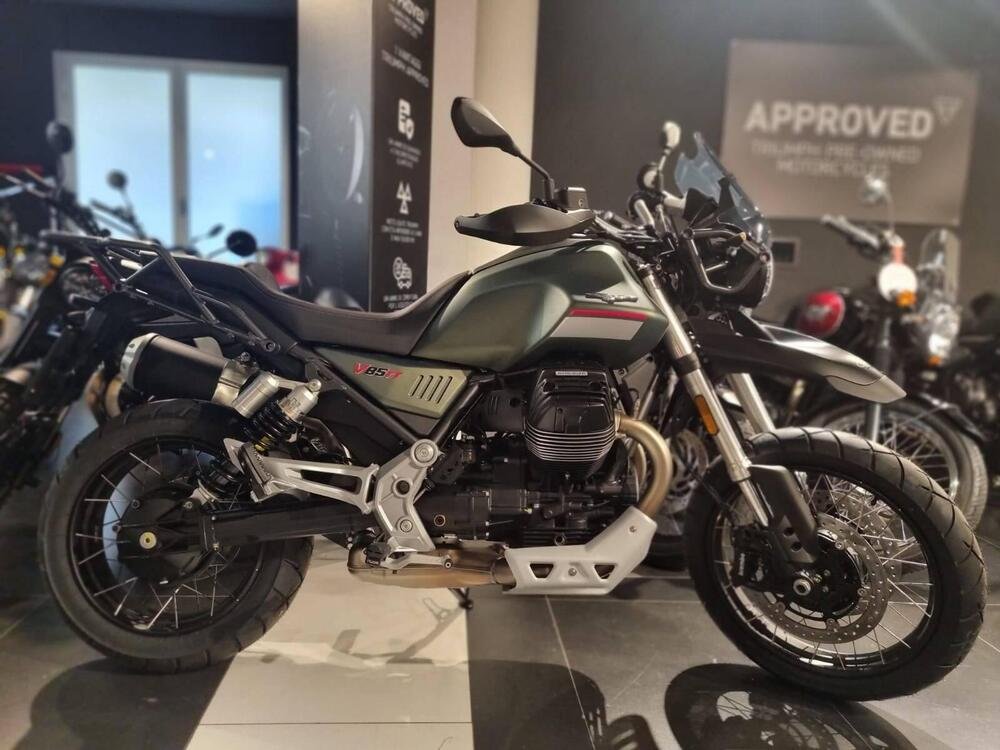 Moto Guzzi V85 TT (2021 - 23) 