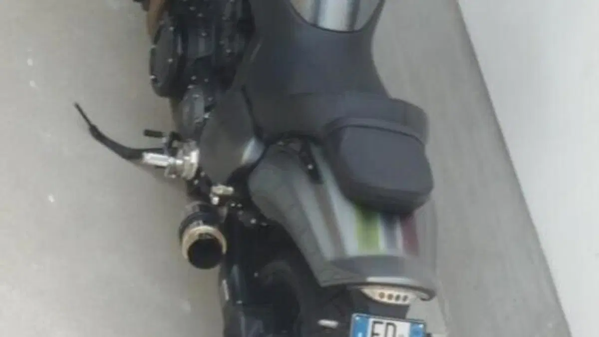 Yamaha VMAX (2008 - 17)  (6)