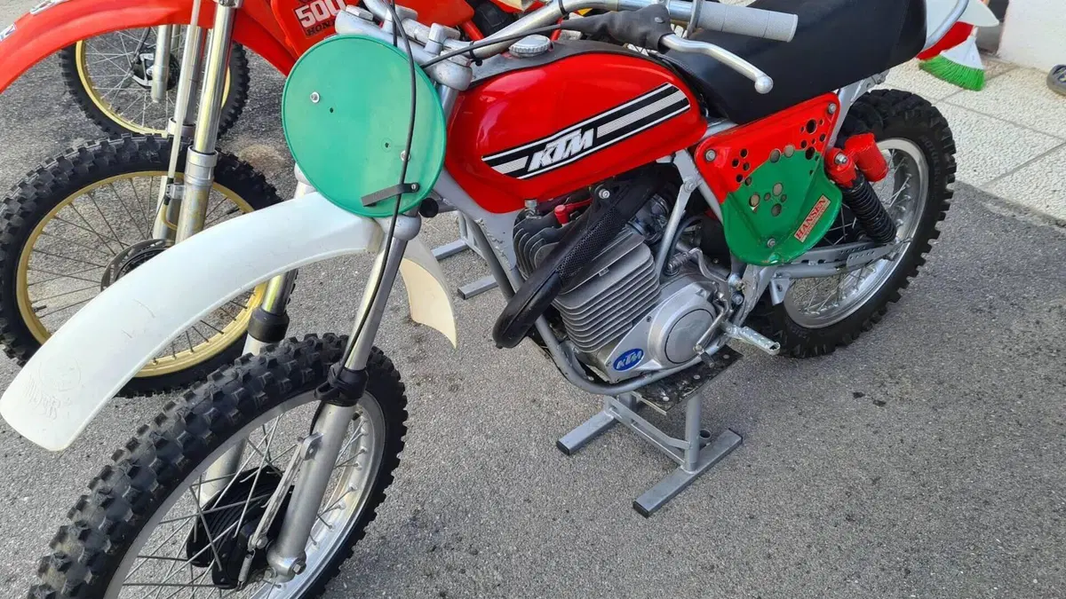 KTM  