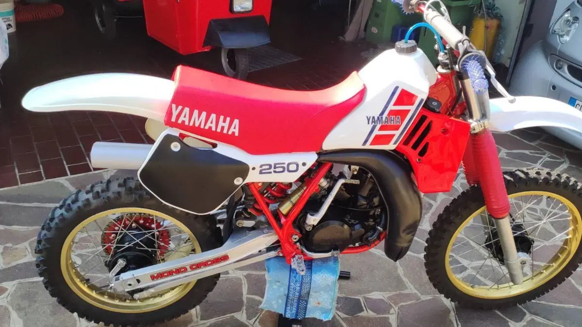 Yamaha   (7)