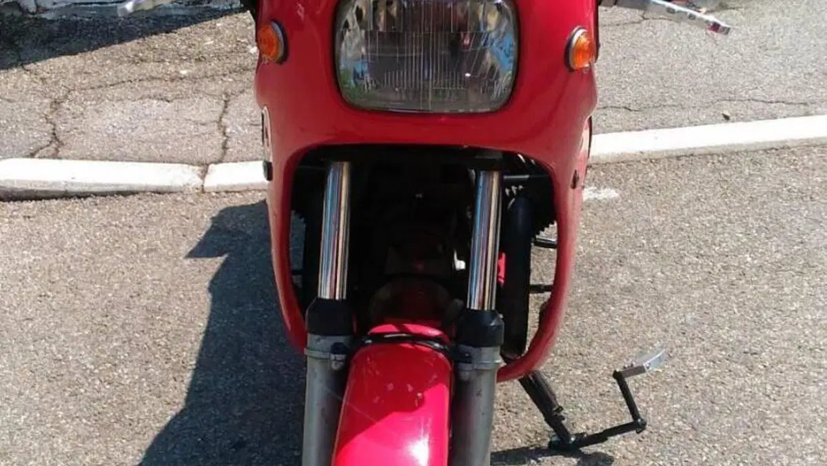 Moto Guzzi   (2)