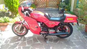 Moto Guzzi   (4)