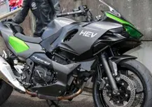 La Kawasaki ibrida (a EICMA?) con il cambio semiautomatico
