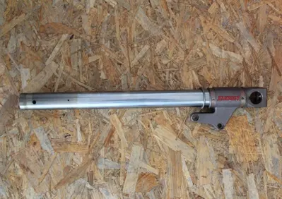 Stelo forcella showa destro - DUCATI 748/916/996 - Annuncio 9013557