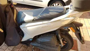 Kymco People 150i S ABS (2020)  (2)