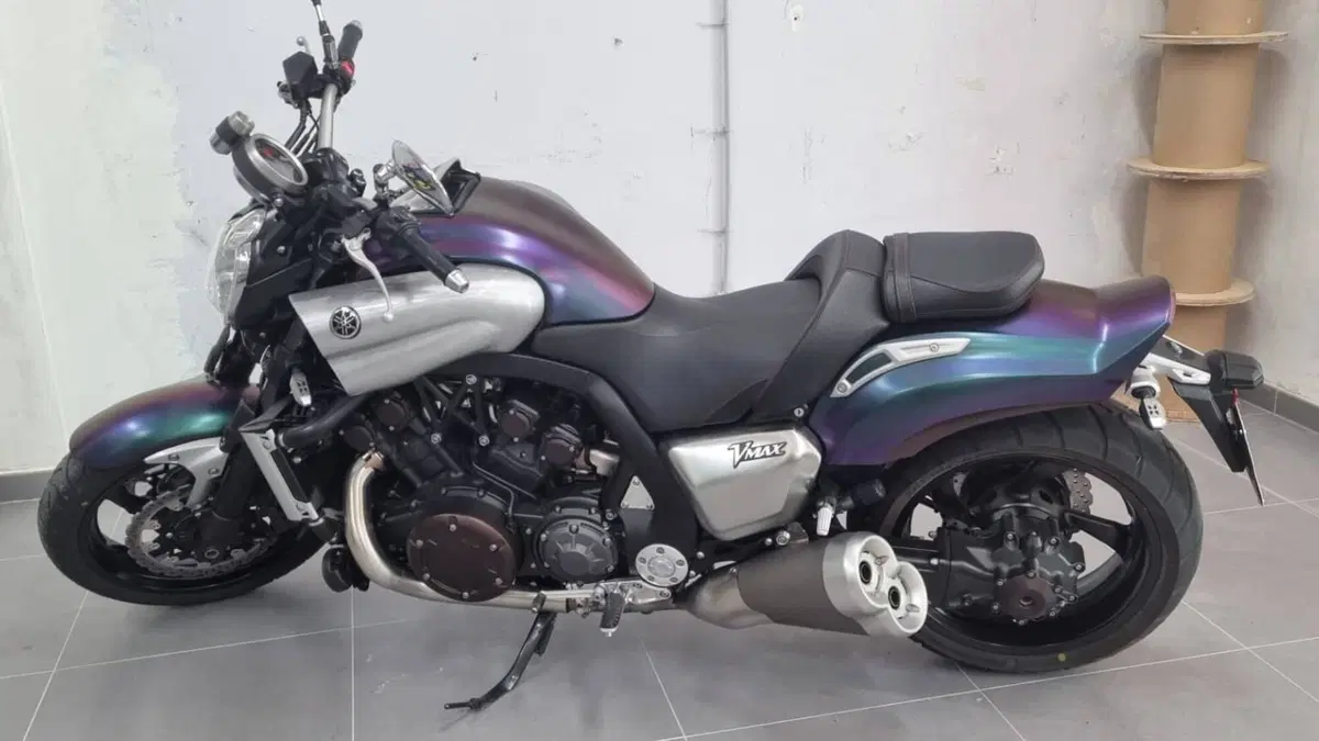 Yamaha VMAX (2008 - 17) 