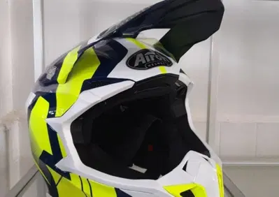 CASCO AIROH WRAAP RAZE BLUE GLOSS - Annuncio 9036044