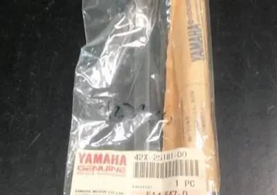Perno ruota FZR 600 Yamaha - Annuncio 9037785