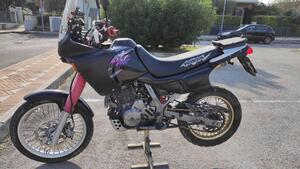 Honda NX 650 Dominator (1996 - 02) 