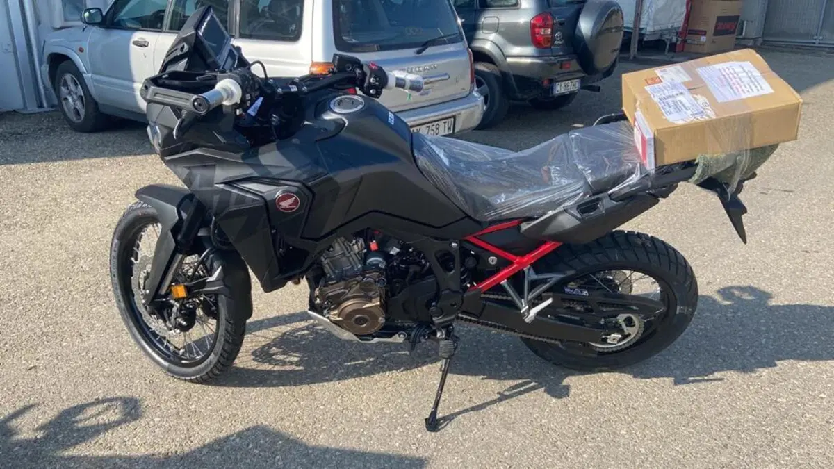 Honda Africa Twin CRF 1100L DCT (2022 - 23)  (3)