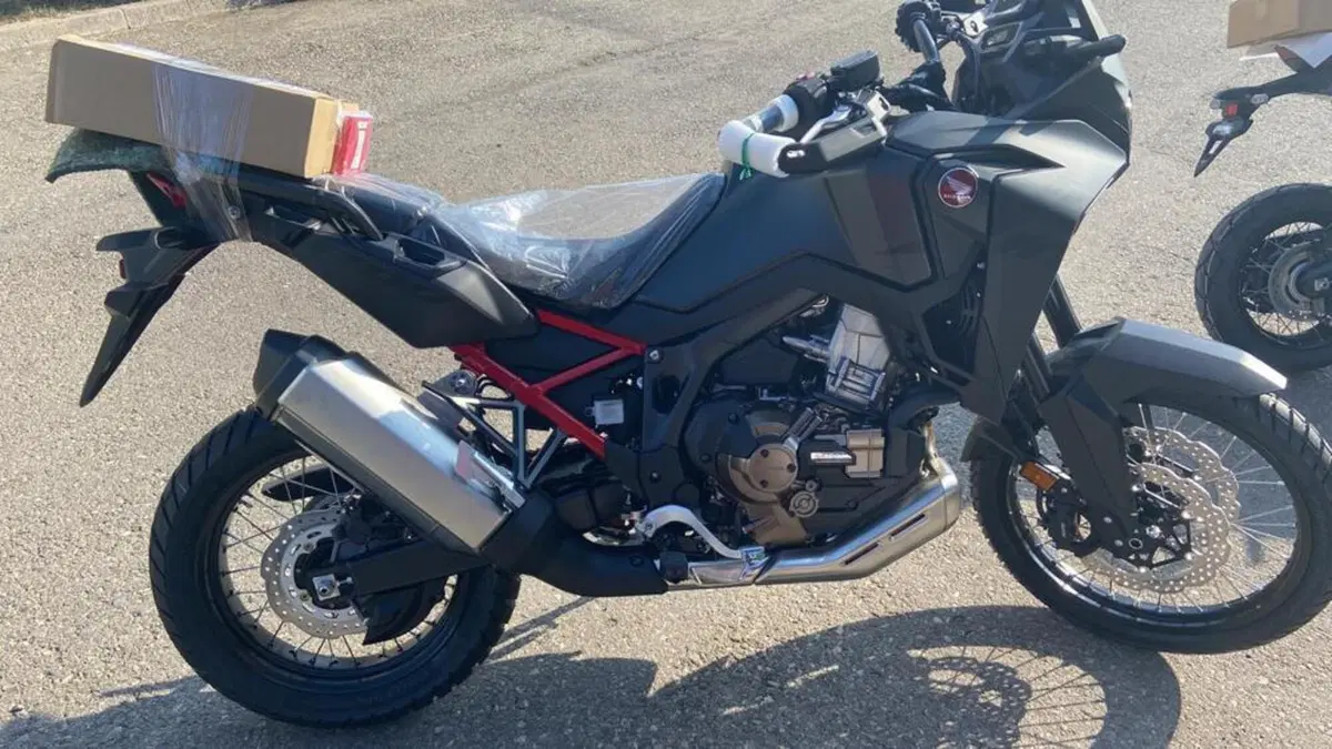 Honda Africa Twin CRF 1100L DCT (2022 - 23)  (4)