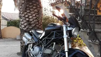 Ducati Monster S2 R Dark (2004 - 06) usata
