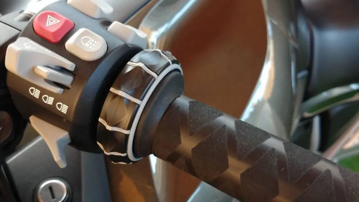 Bmw R 1250 RT (2019 - 20)  (10)