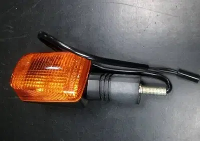 Freccia indicatore direzione Suzuki - Annuncio 9066838
