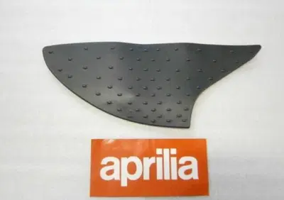 TAPPETO DX SCARABEO LIGHT Aprilia - Annuncio 9066849