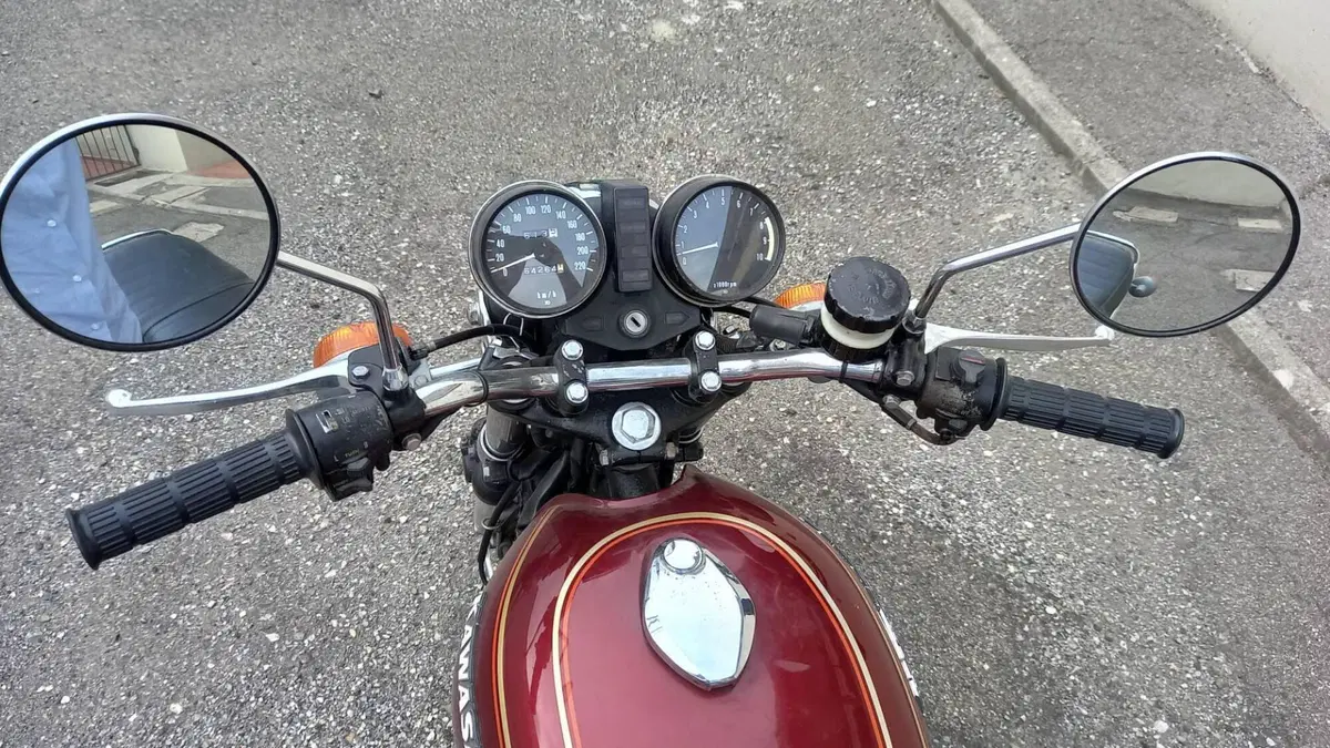 Kawasaki   (4)