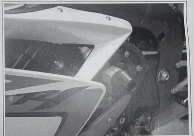 4C8W07410000 PARATELAIO R1 2007/2008 YAMAHA - Annuncio 9074949