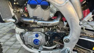 Yamaha YZ 250 F Monster Energy (2022)  (5)
